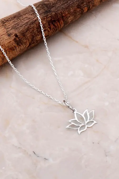 Lotus Çiçeği Rodyumlu Gümüş Kolye 7194 Yorumları